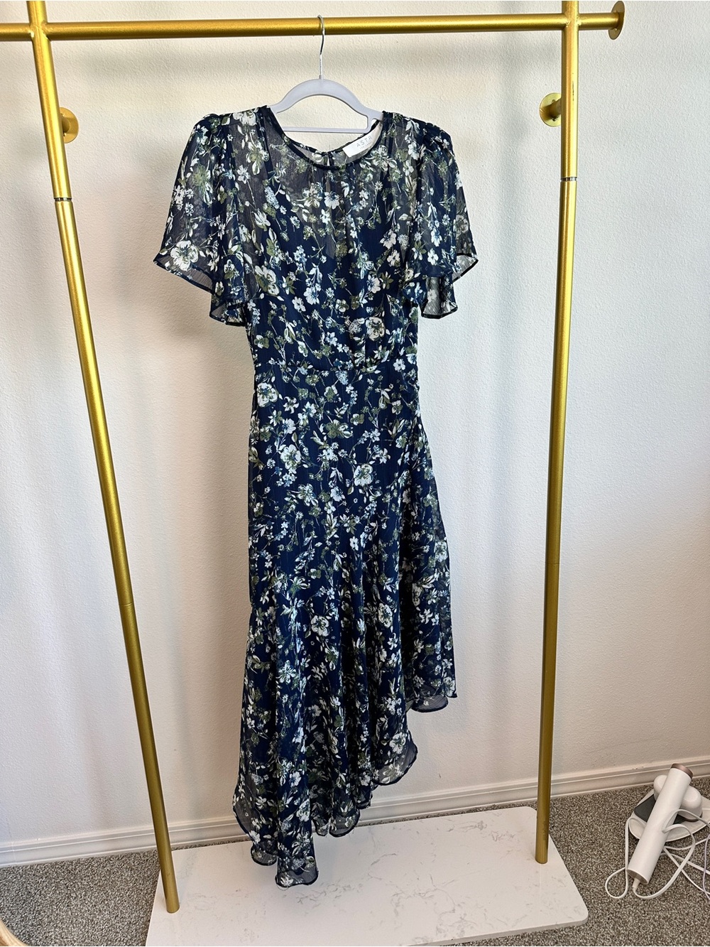 ASTR the Label Floral Flutter Sleeve Maxi Dress - Picture 5 of 16